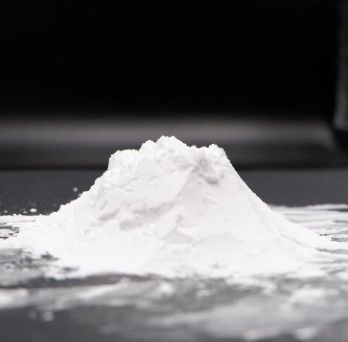 Καλή τιμή. Η σκόνη ρητίνης μελαμίνης είναι η απόλυτη λύση για την κατασκευή επιτραπέζιων σκευών σε απευθείας σύνδεση